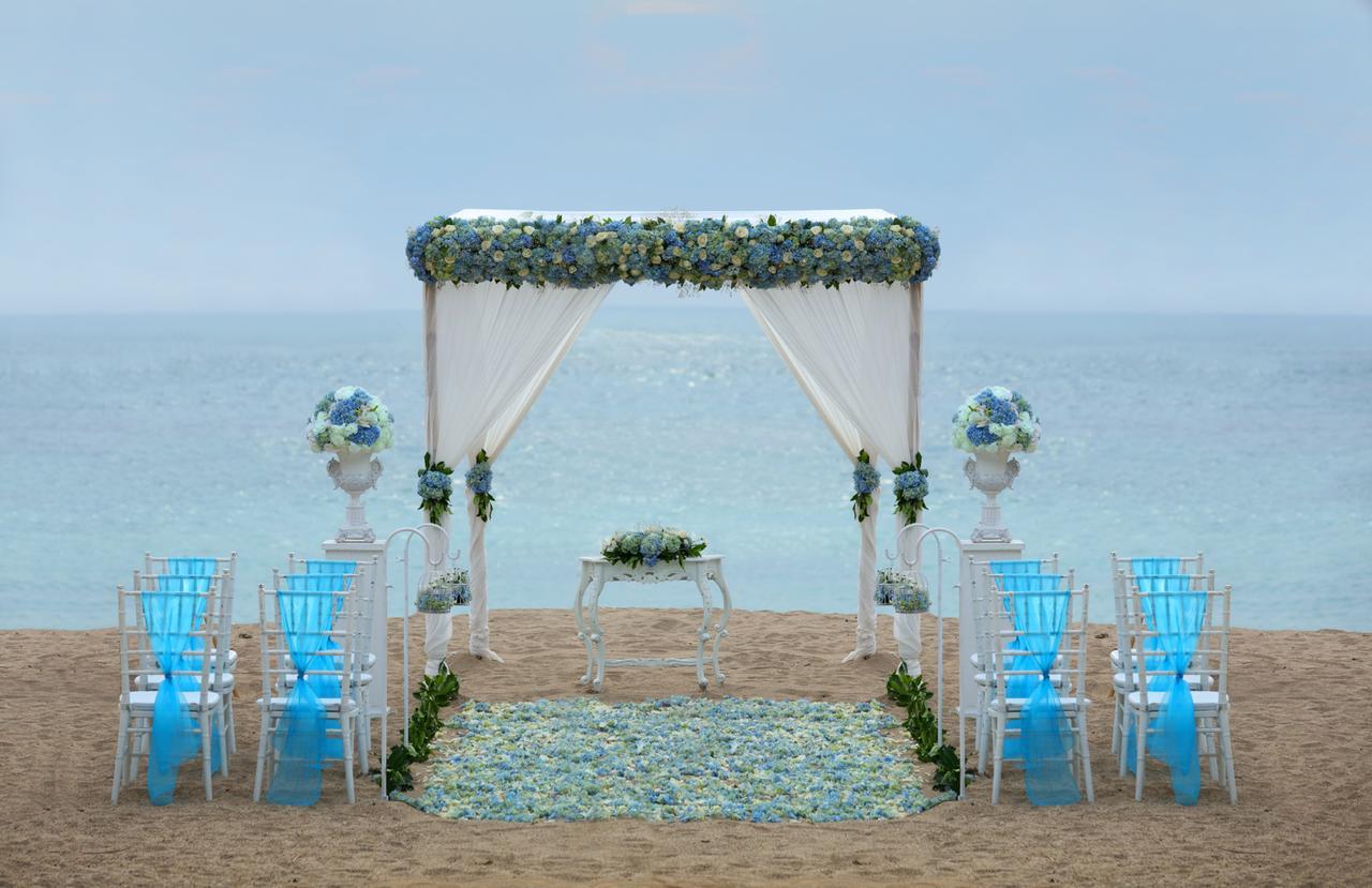 The Anvaya Beach Resort Bali Kuta  Exterior photo A beach wedding